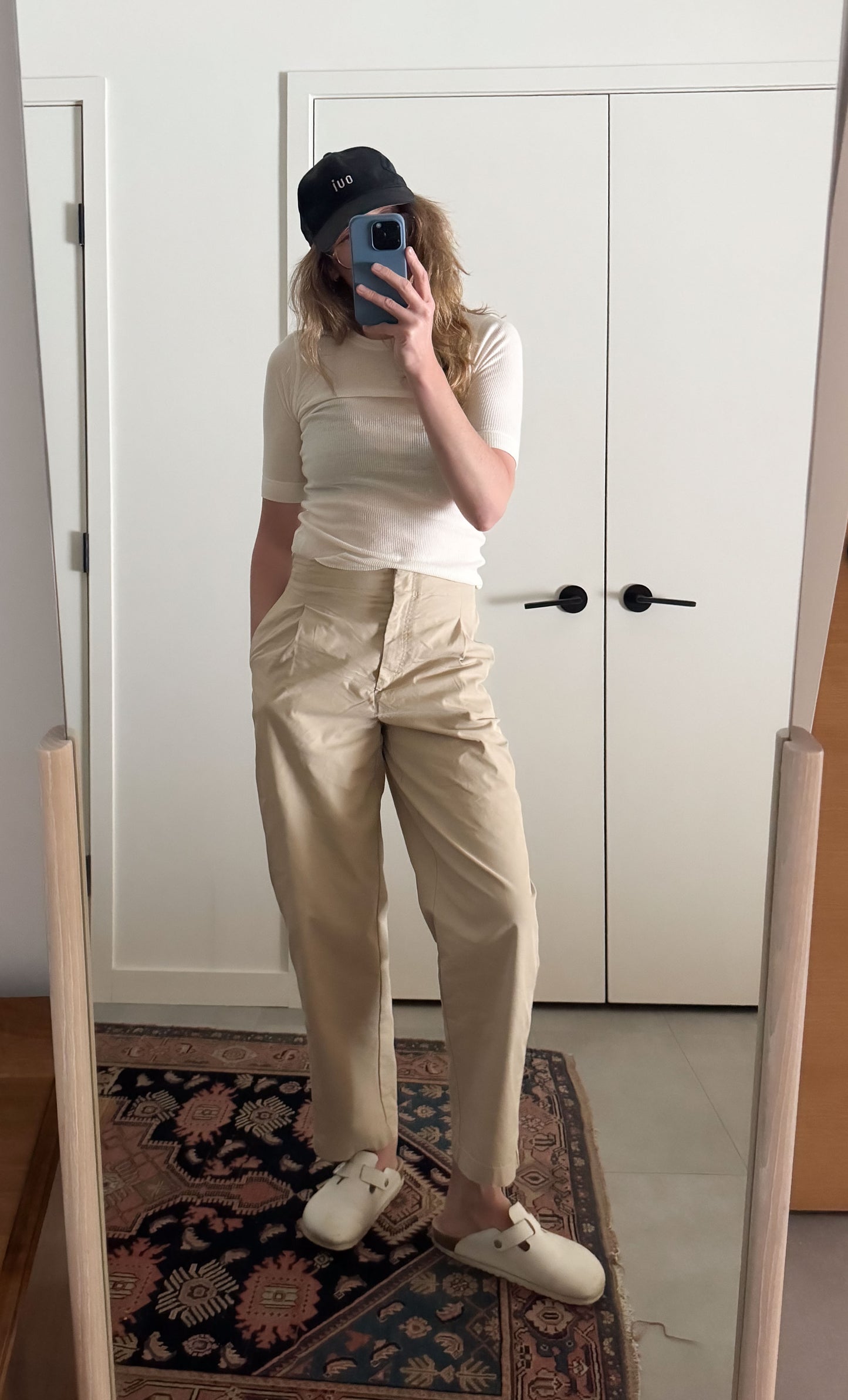 Aritzia Wilfred Khaki Pants - Size 6